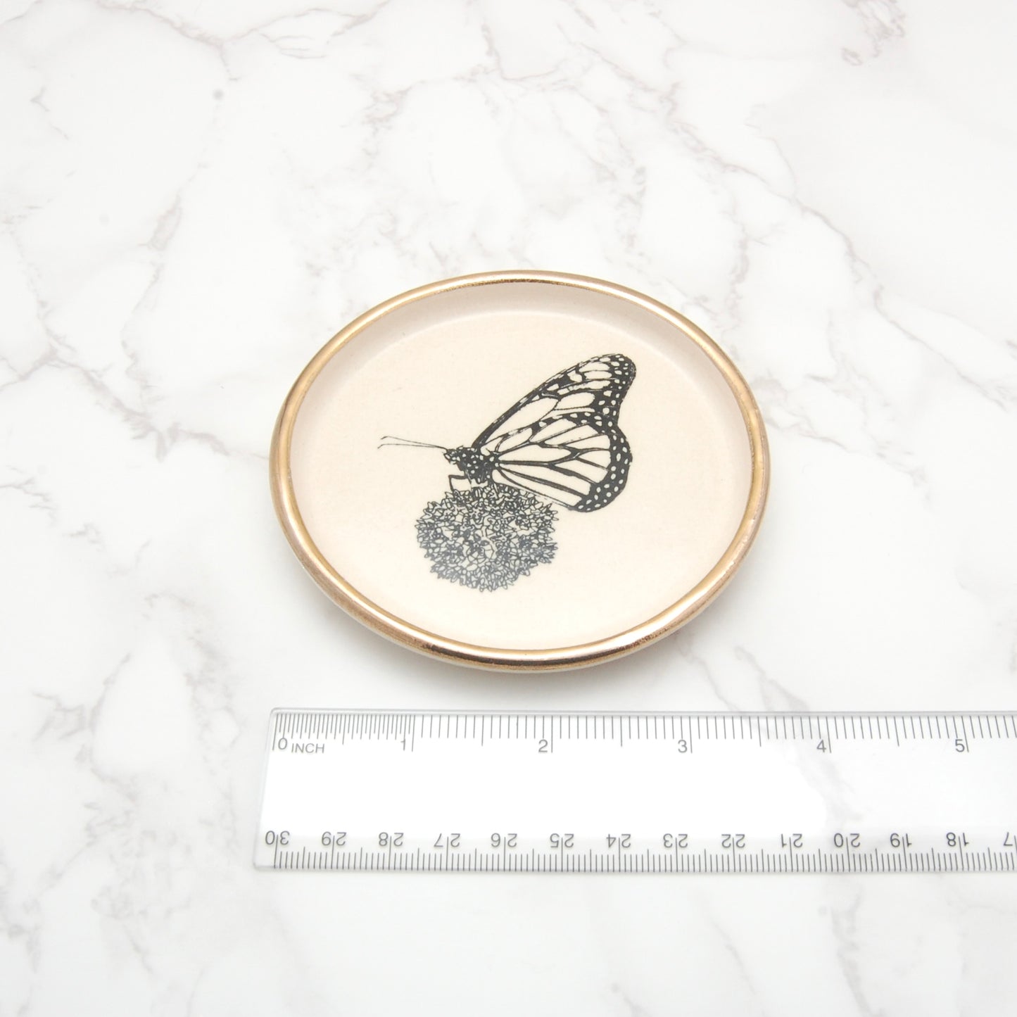 Monarch Butterfly with Milkweed Flower: Decor Dish (4”)