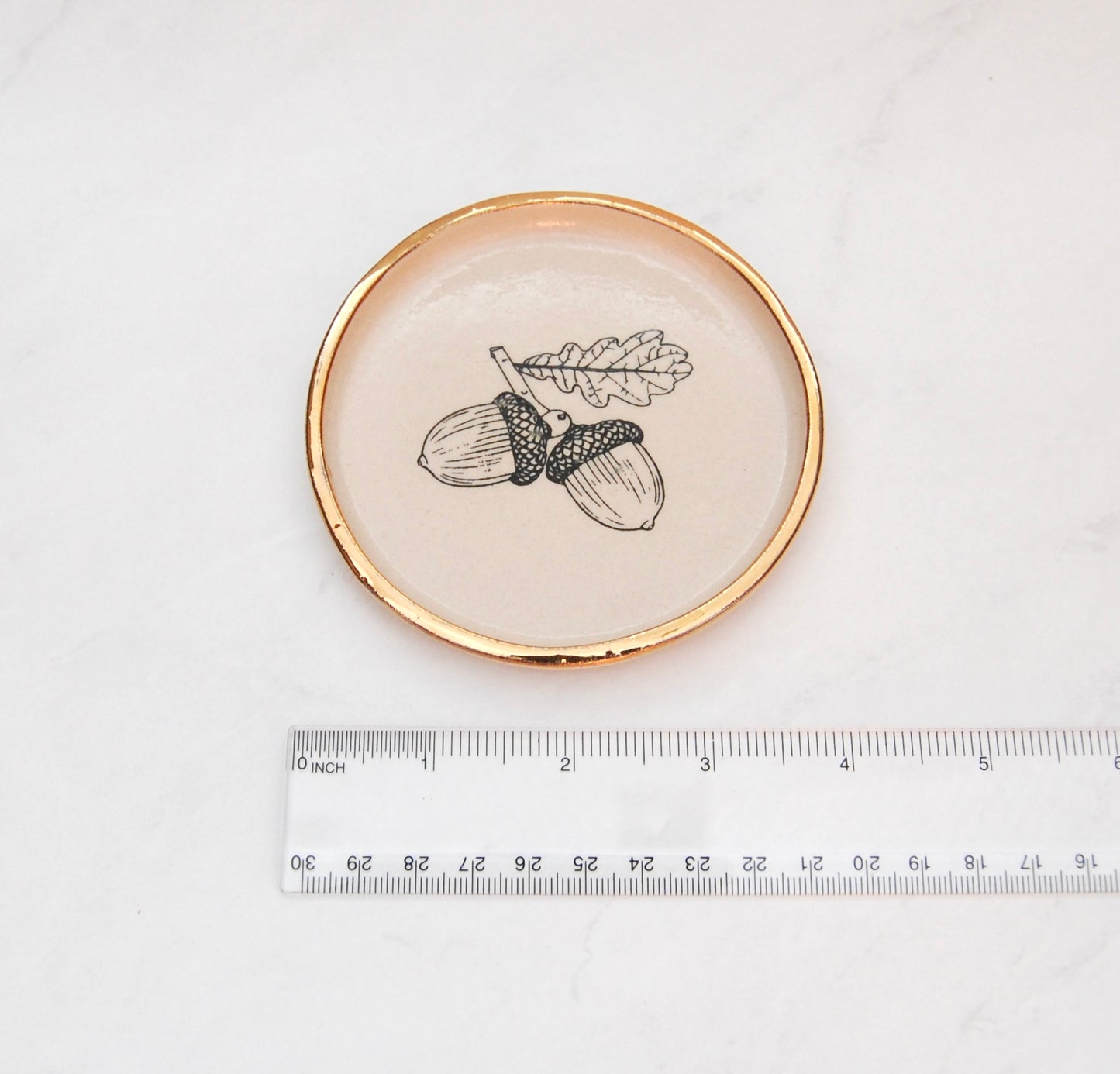 Acorn Decor Dish (4”)