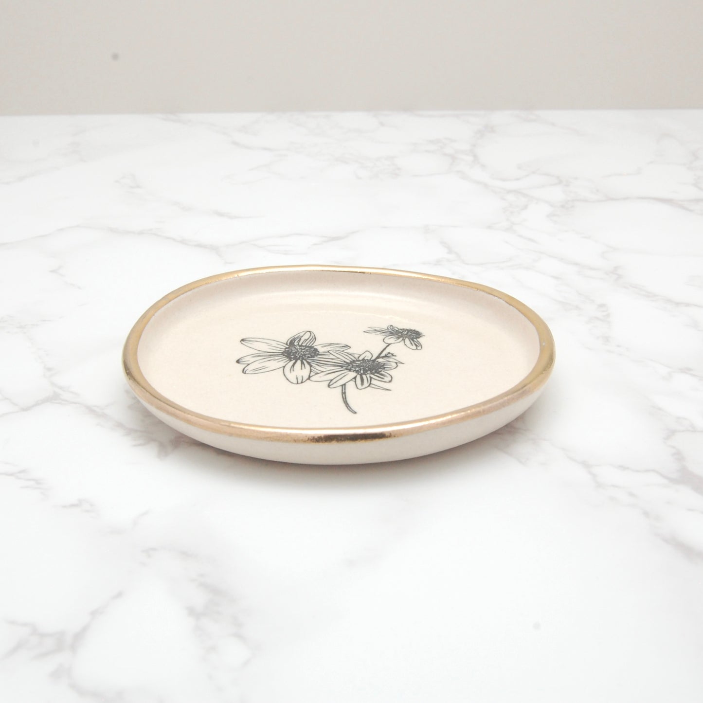 Black Eyed Susan Cluster: Tiny Decor Dish (4”)