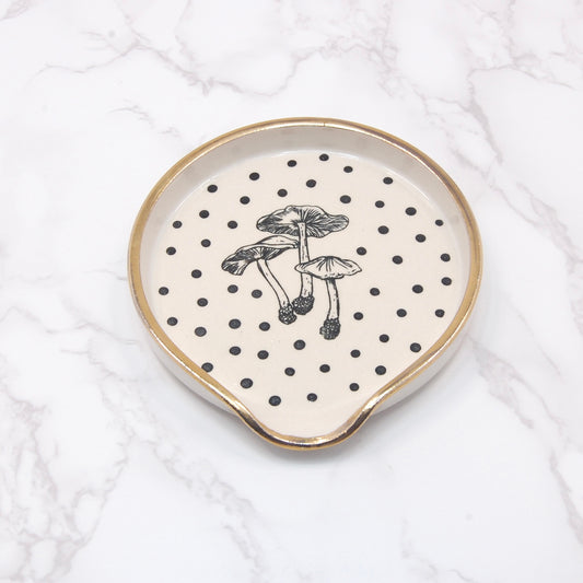 Mushroom Cluster: 22k Spoon Rest