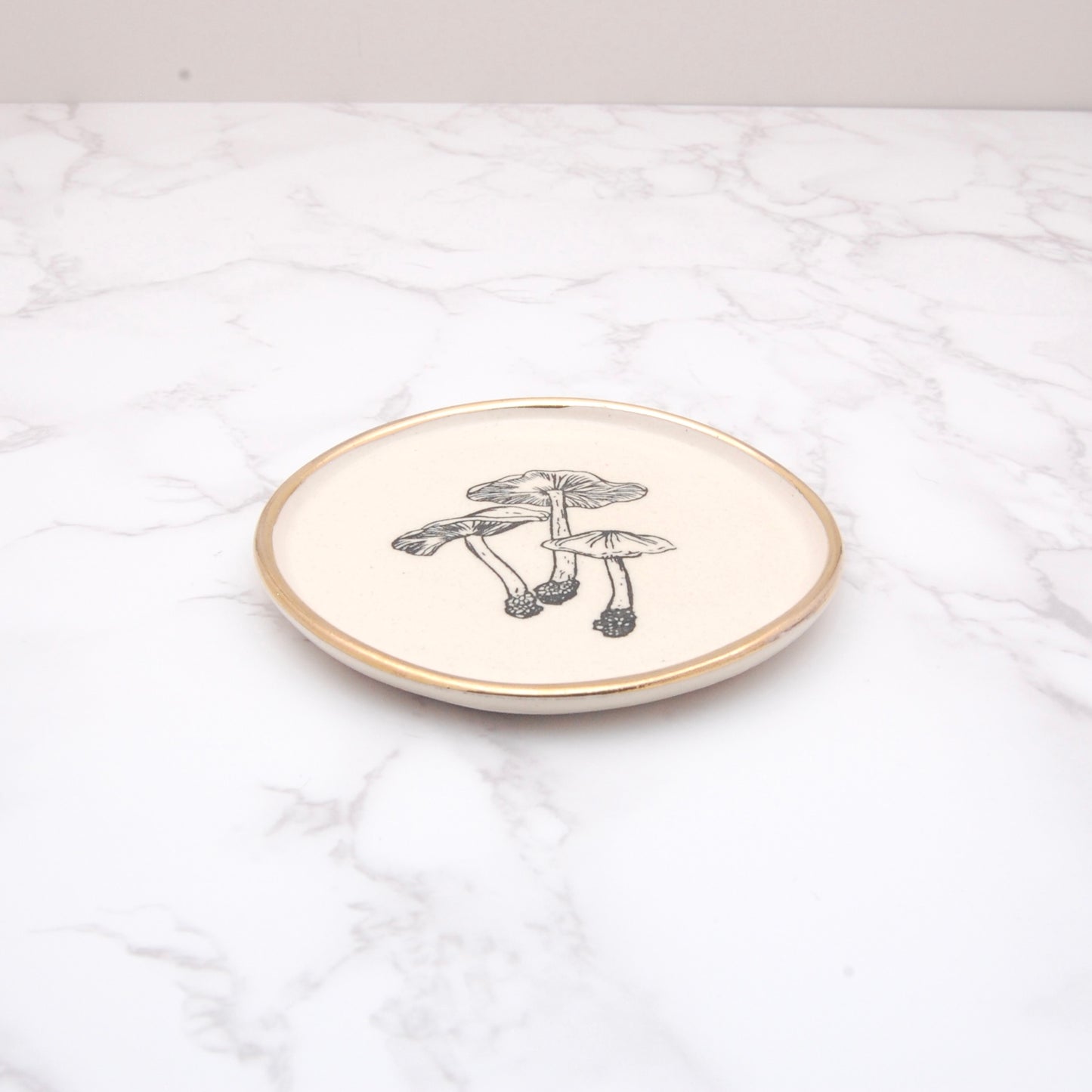 Mushroom Cluster: Decor Dish (4”)