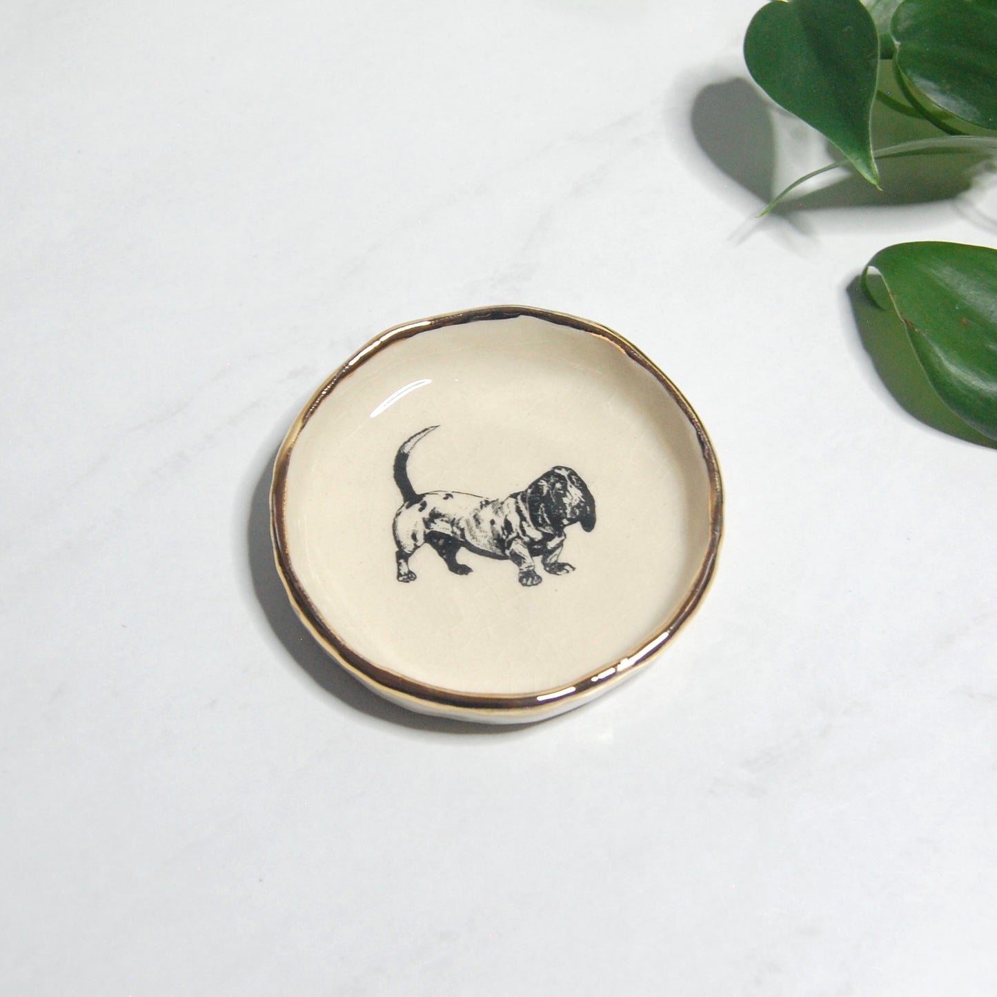 Basset Hound : Tiny Decor Dish